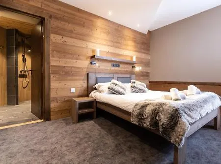 Altitude Hotel