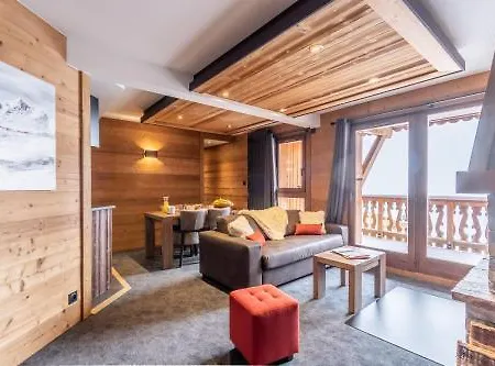 Altitude Hotel 4*