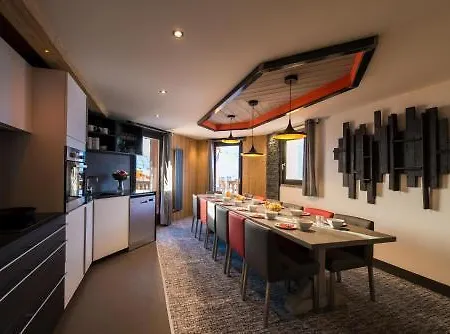 Altitude Hotel
