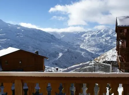 Altitude Hotel 4*